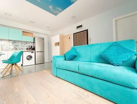 Summerland Sunrise * Mamaia